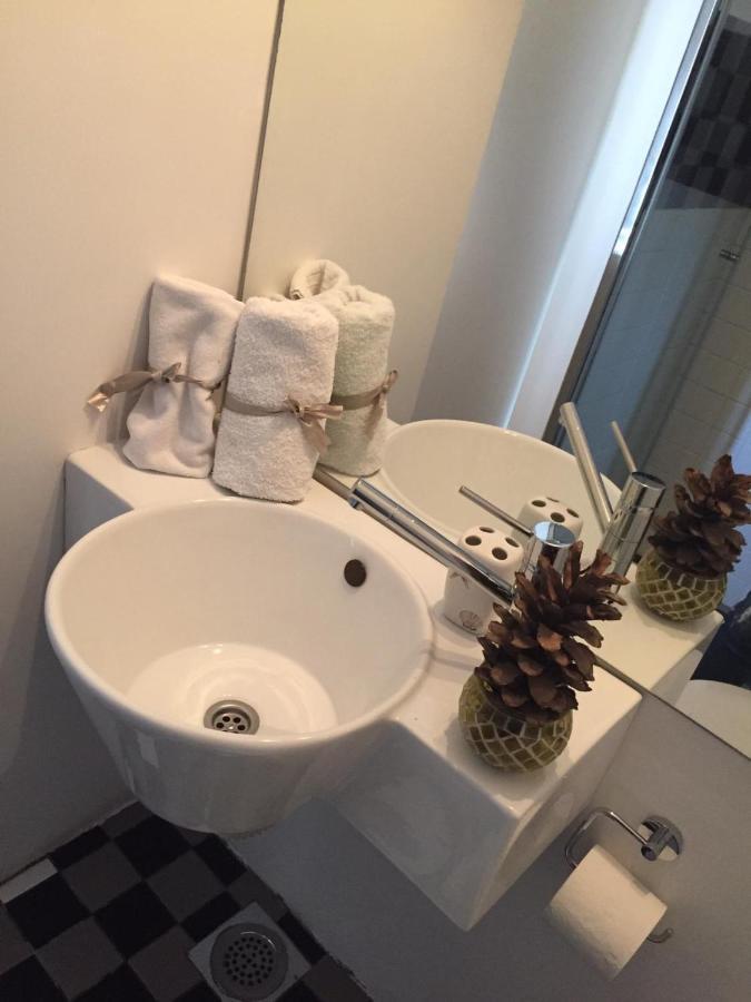 Apartment Treci Belgrado Esterno foto